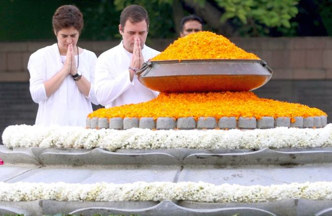 Rahul and Priyanka Gandhi Vadra remember their father on his birth anniversary. Photograph: @INCIndia/Twitter