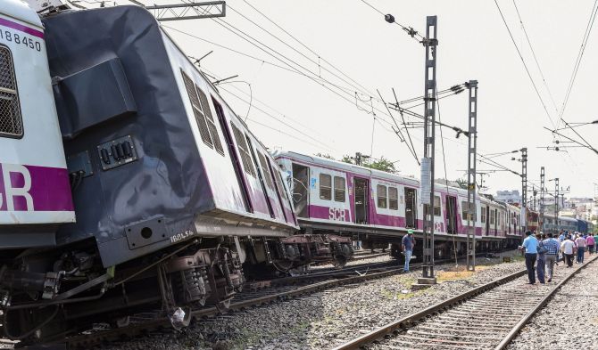 12 injured as 2 trains collide in Hyderabad