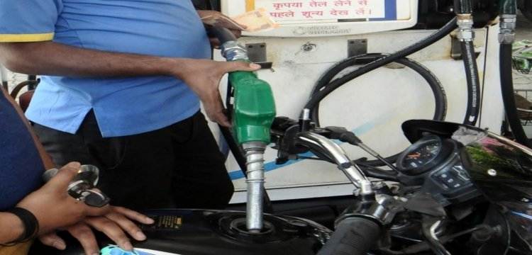 Petrol, diesel prices may rise again after daily price revision restarts
