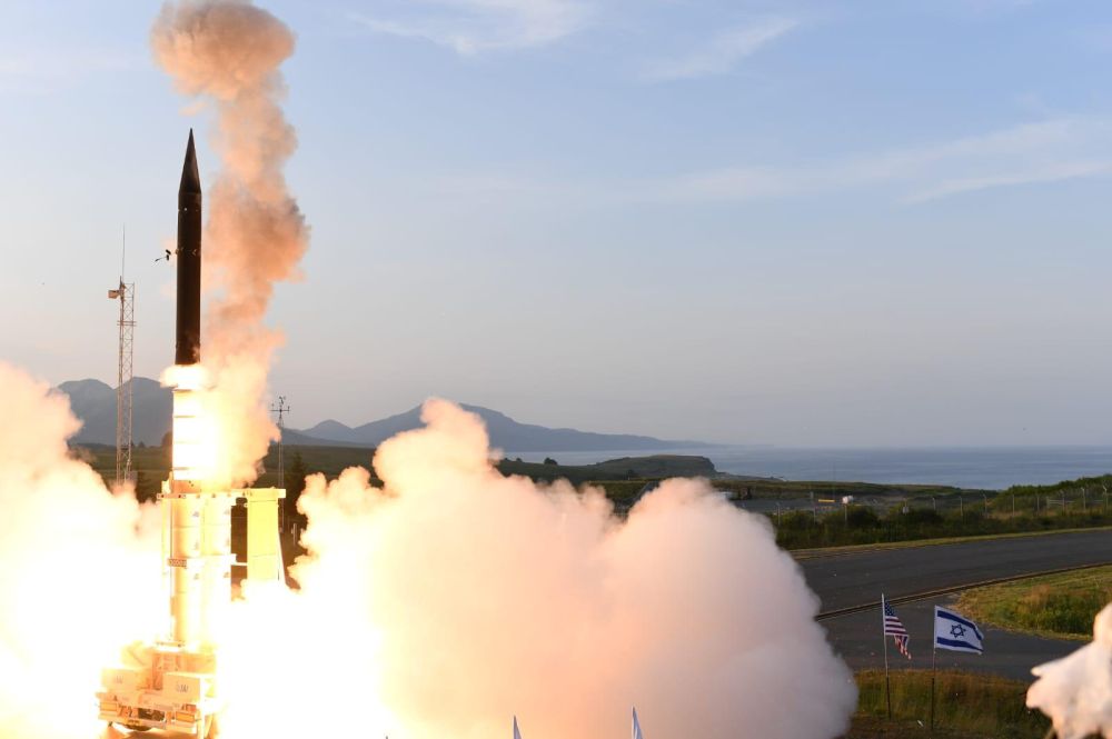 Israel's U.S.-backed Arrow-3 ballistic missile shield is seen during a series of live interception tests over Alaska, U.S., in this handout picture obtained by Reuters on July 28, 2019. Courtesy Israel Ministry of Defense via REUTERS
