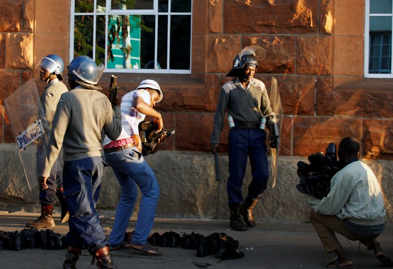Political reform hopes dim in Zimbabwe as police block another protest