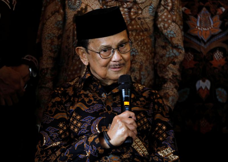Indonesia's Habibie, president during transition to democracy, dies