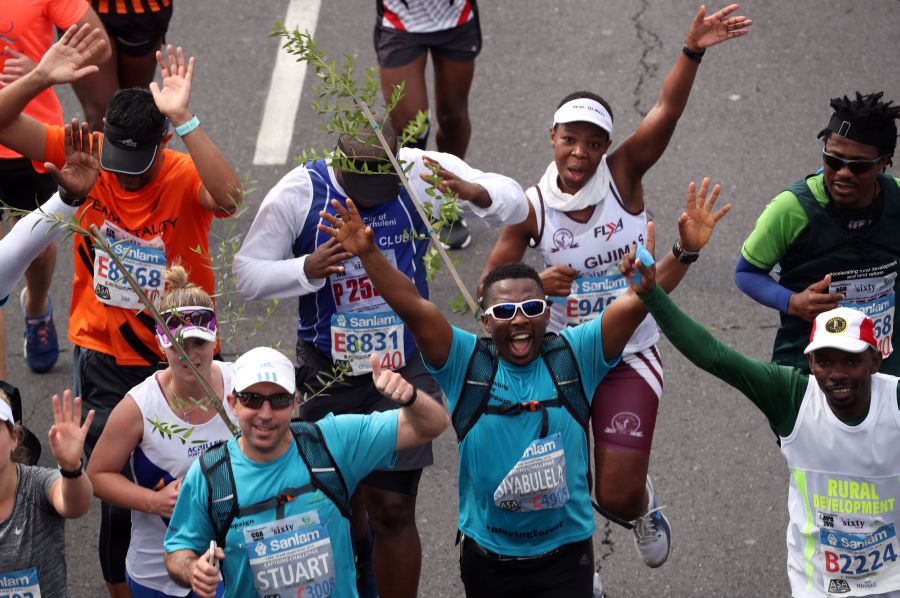 If marathons weren't hard enough already: strap a tree to your back