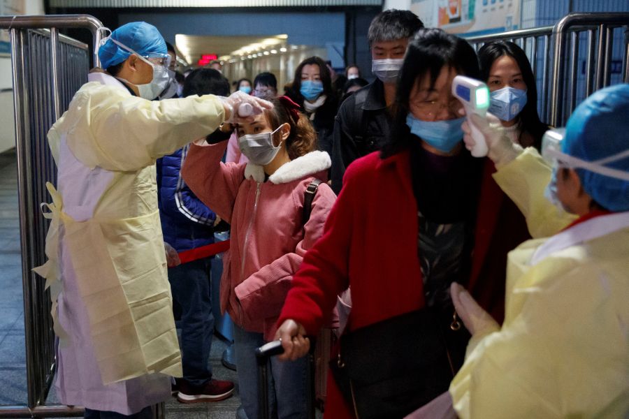 China virus cases surpass SARS as big economic hit looms