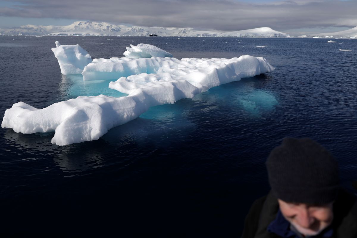 Antarctic base records hottest temperature ever