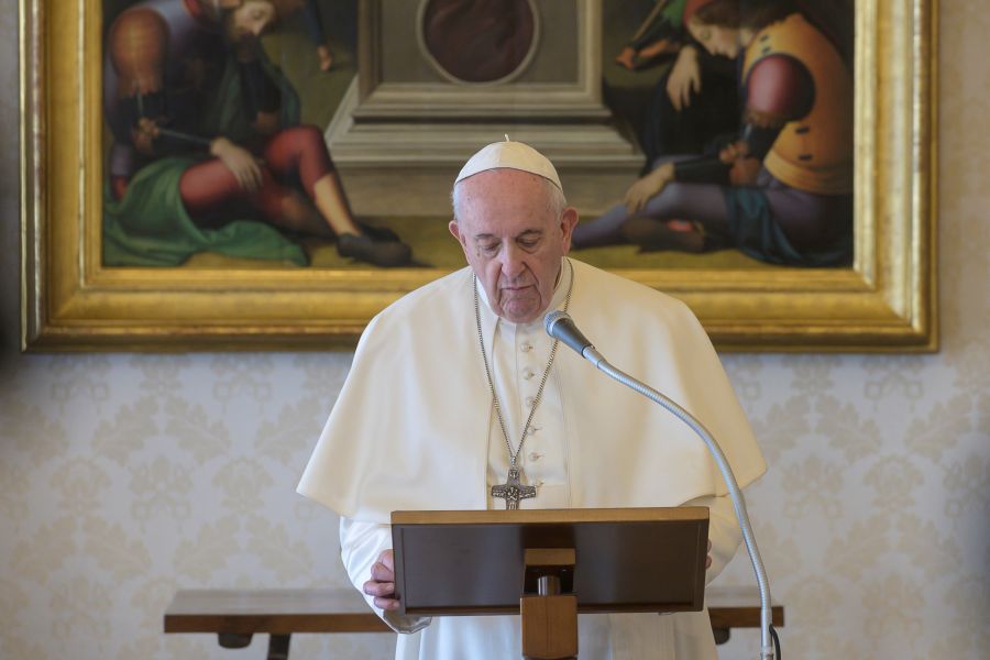 Pope condemns those trying to make quick buck off coronavirus