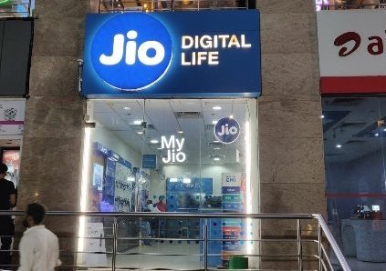 Jio launches voice & video Wifi calling