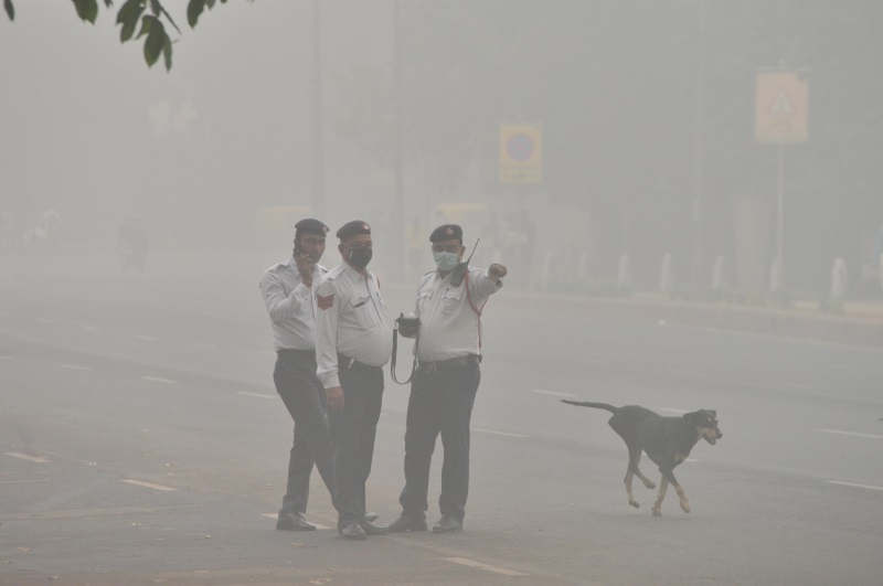High pollution causing eye problems in Delhi