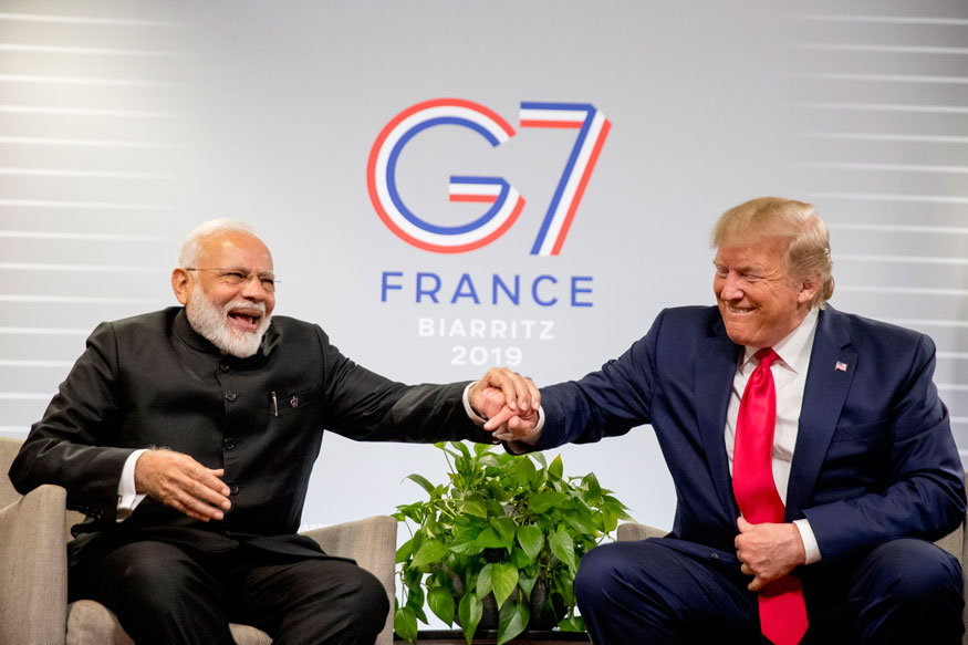 Trump hints at key announcement at 'Howdy Modi' rally
