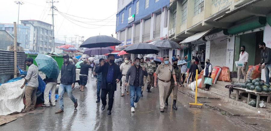 Legislators inspect shopping areas in Kohima