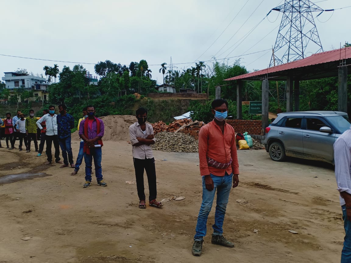 Dimapur to Bihar: 2nd batch of autorickshaw drivers embarks on long journey home