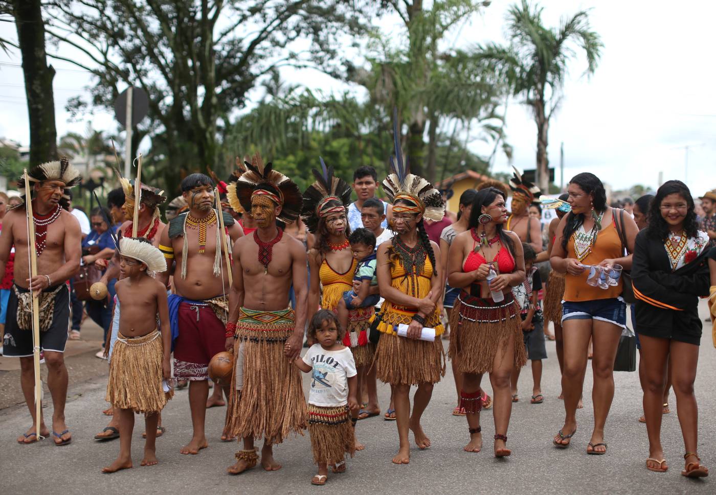 Brazil lawmakers urge Congress to shelve indigenous mining bill