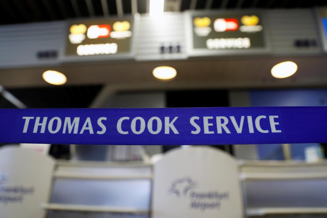 Thomas Cook collapses