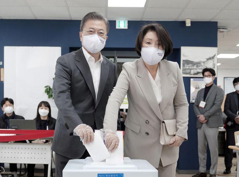 S.Korean ruling party wins landslide majority in general elections