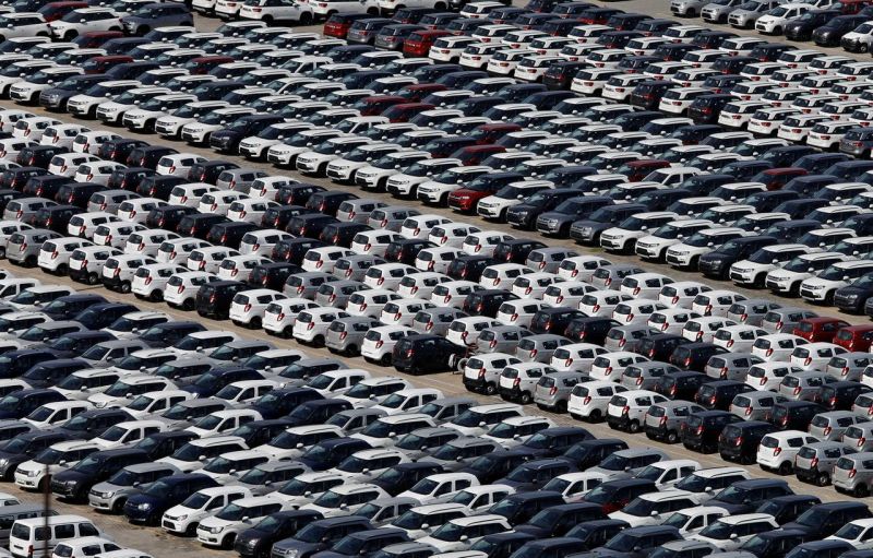 India's September passenger vehicle sales dive 24% as slowdown persists