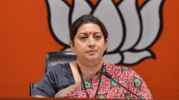Smriti in Amethi, Priyanka in Rae Bareli