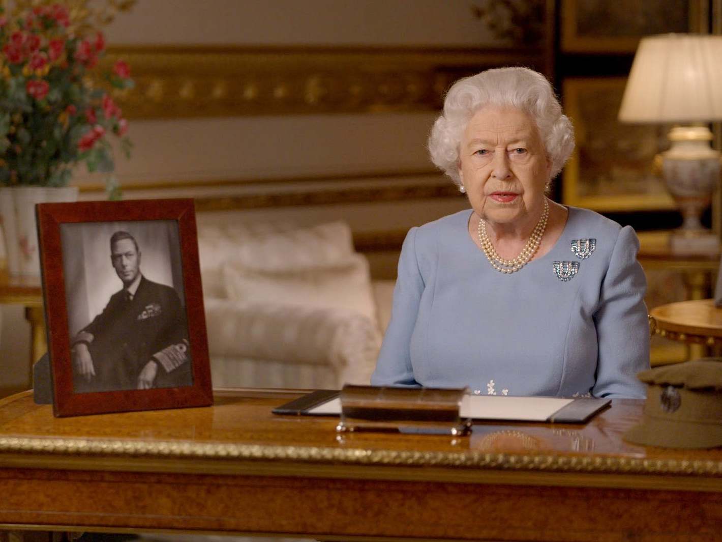 UK Queen crowns day of events to mark 75th anniversary of VE Day