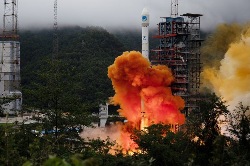 A Long March-3B carrier rocket carrying the Beidou-3 satellite, the last satellite of China's Beidou Navigation Satellite System, takes off from Xichang Satellite Launch Center in Sichuan province, China on June 23. (REUTERS Photo)