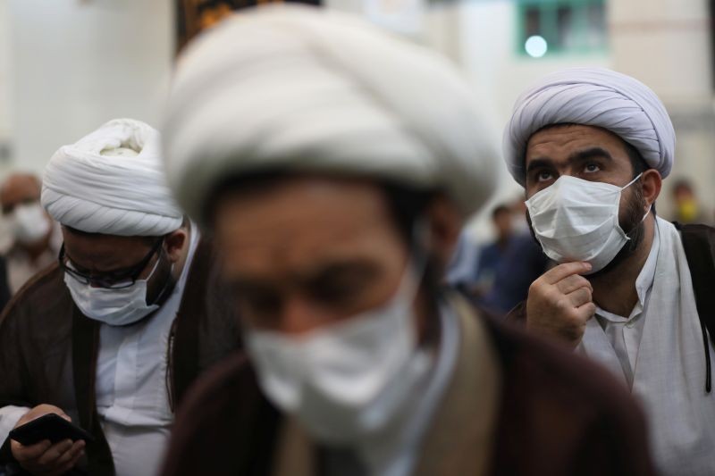 Iranian clerics wearing protective face masks attend the Friday prayers in Qarchak Jamee Mosque, following the outbreak of the coronavirus disease (COVID-19), in Tehran province, in Qarchak, Iran on June 12, 2020. (REUTERS File Photo)