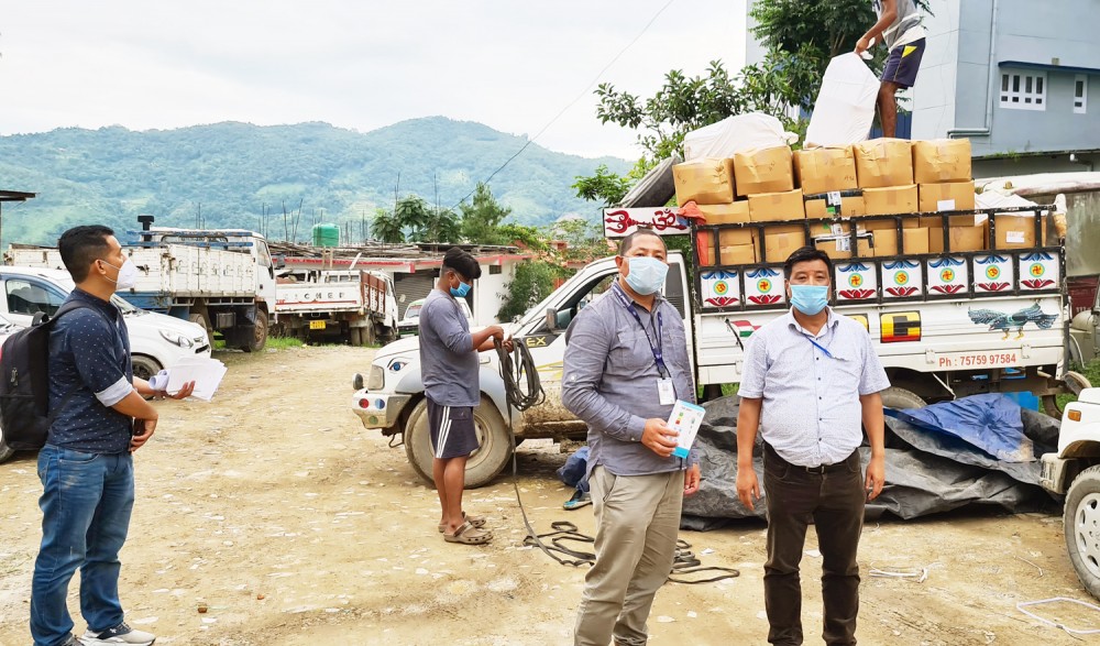 Health officials and others receive the supplies essential for COVID-19 management donated by United Nation Development Programme (UNDP) India on July 13. (Photo Courtesy: DoHFW)