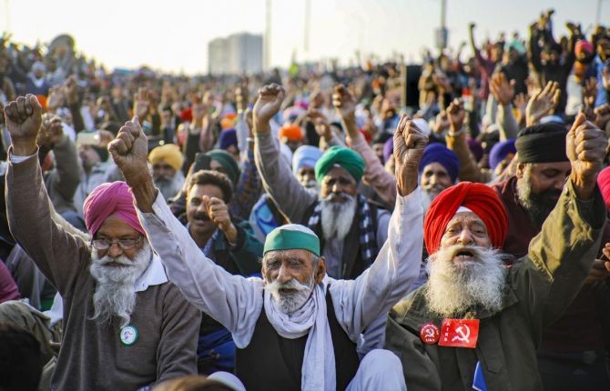 Farmers protest against the farm laws at the Ghazipur border in New Delhi, December 29, 2020. Photograph: Ravi Choudhary/PTI Photo