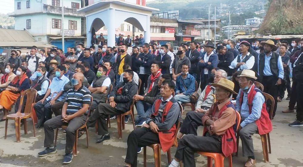 Amidst the total shutdown imposed in Wokha district, a public conclave expressed displeasure at the government’s failure to construct a stretch of the NH-02 in the district.