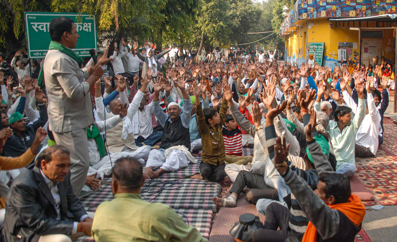 Farmers stage a protest against the authorities in Noida on November 24, 2021. (PTI Photo)