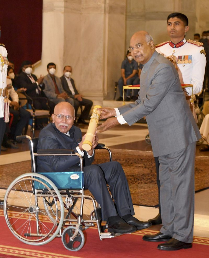 President Ram Nath Kovind presents Padma Vibhushan to Dr Belle Monappa Hegde for Medicine, at Rashtrapati Bhavan in New Delhi. He is a cardiologist, physician-scientist, educationist, motivational speaker, author and teacher. He spread awareness among people regarding issues of health and wellness. (PTI Photo)