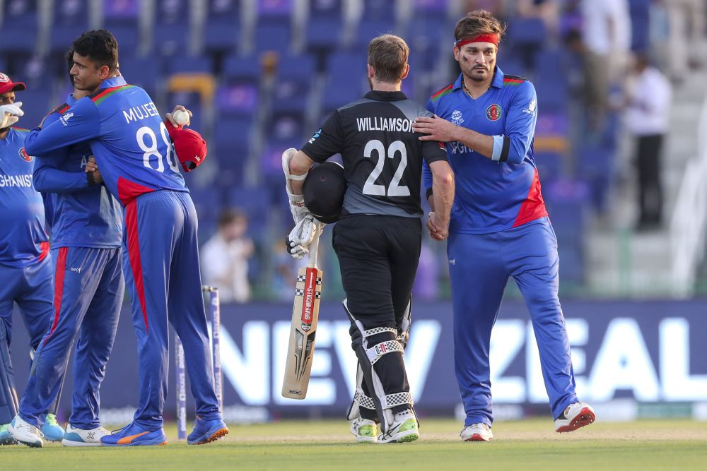 Abu Dhabi: Afghanistan's Hamid Hassan, right, congratulates New Zealand's captain Kane Williamson after their Cricket Twenty20 World Cup match in Abu Dhabi, UAE, Sunday, Nov. 7, 2021. AP/PTI Photo