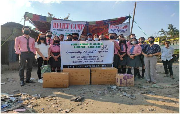 As a part of Outreach Programme the NSS Unit and Evangelical Union of Yemhi Memorial College comprising of 12 students and 3 teacher in-charges visited and donated essential items to the fire victims of Public Ground Colony, Khermahal, Dimapur on November 16. (Photo courtesy: YMC)