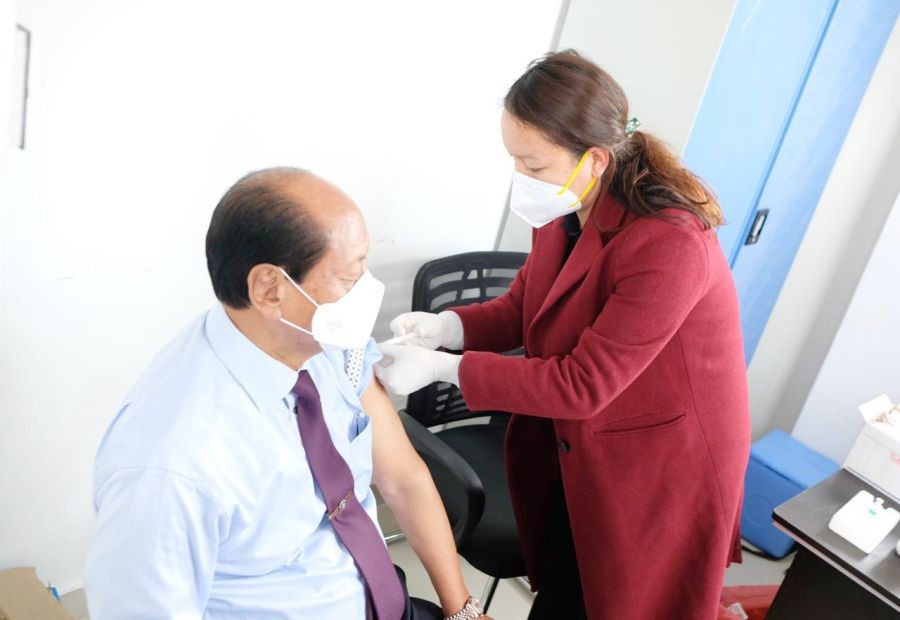 Nagaland Chief Minister Neiphiu Rio taking COVID-19 booster dose on January 26 at Nagaland Civil Secretariat, Kohima. Precautionary or booster dose is now available for HCW, FLW & persons aged 60yrs & above with co-morbid conditions. (Representative Image: @HealthNagaland/Twitter)