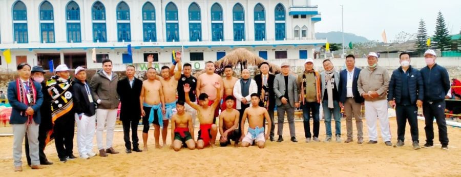 Winners with valedictory guest Heipeiding Ilunglang, match officials and others.