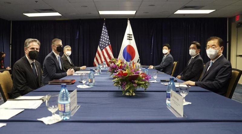 U.S. Secretary of State Antony Blinken meets with South Korean Foreign Minister Chung Eui-yong in Honolulu, Hawaii Saturday, Feb. 12, 2022. (AP Photo )