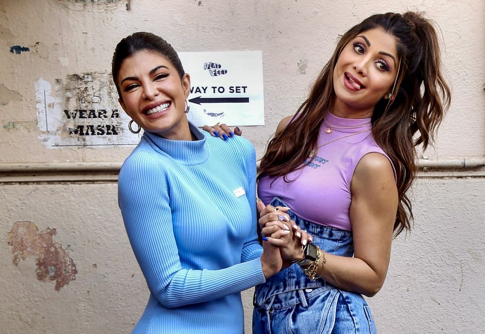Mumbai: Bollywood actors Jacqueline Fernandez and Shilpa Shetty pose for pictures during a promotional event for Shetty's upcoming show 'Shape of You', in Mumbai, Thursday, February 24, 2022. (PTI Photo)