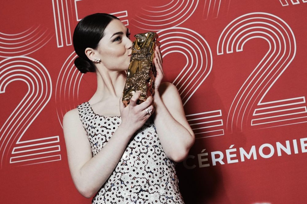 Paris: Anamaria Vartolome poses after receiving the Best Second Role Actress Award for the movie 'Happening' during the 47th Cesar Award ceremony, in Paris, Friday, Feb. 25, 2022. AP/PTI