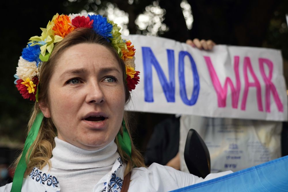 Beirut : A Ukrainian woman who lives in Lebanon chants slogans during a protest against Moscow's wide-ranging attack on their country, outside the Russian embassy in Beirut, Lebanon, Thursday, Feb. 24, 2022. World leaders expressed a raw outrage shrouded by an impotence to immediately come to the aid of Ukraine to avoid a major war in Europe, condemning Russia‚Äôs attack on its neighbor as the European Union and others promised unprecedented sanctions to hit the Kremlin. AP/PTI(