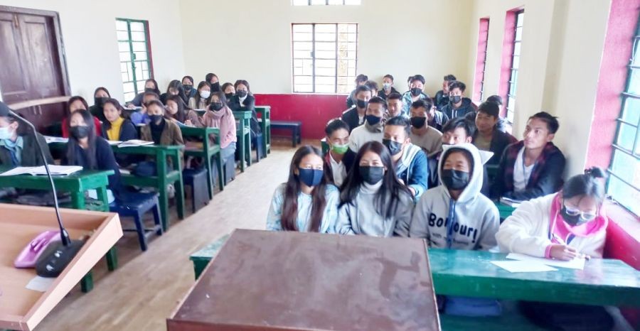 Students during the Indian National Foot Sizing Measurements survey conducted by the the CSIR-Central Leather Research Institute (CSIR-CLRI) in Longleng from February 8 to 10. (Inset) The CSIR-CLRI team.