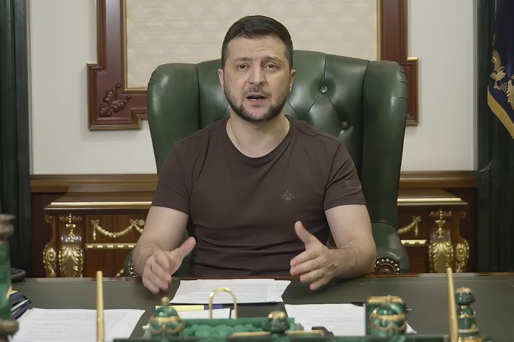 School bombed in Ukraine city; Zelenskyy cites war crimes