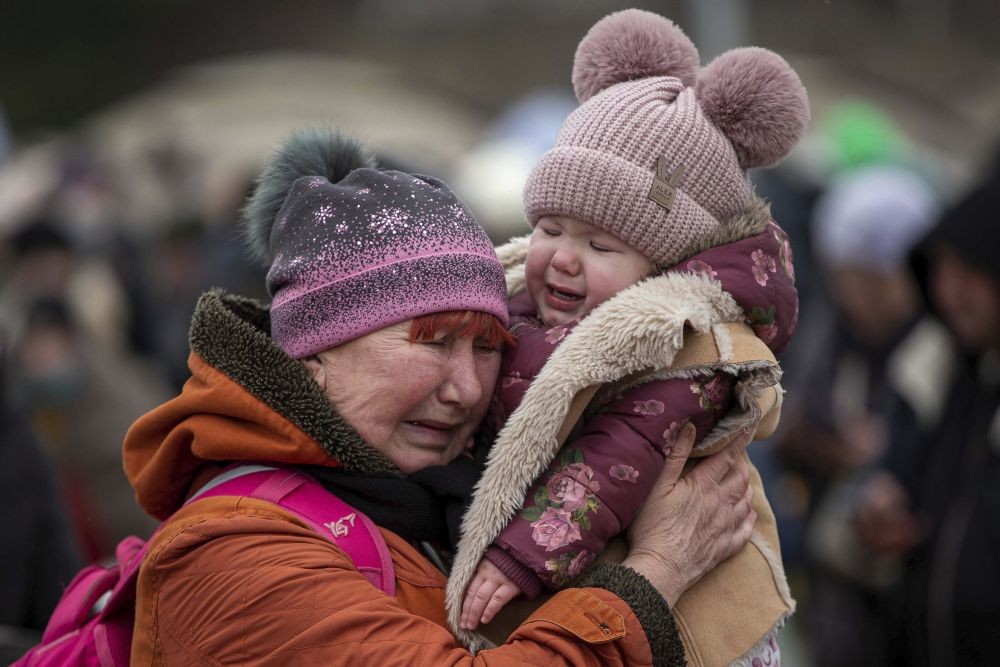 Russia sets ceasefire for evacuations amid heavy shelling