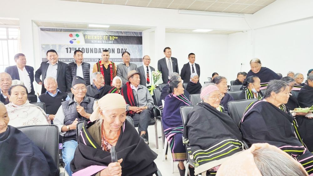 APO President, Razouvotuo Chatsu and others at 17th Foundation Day of Friends of 80 plus Kohima village on April 30. (Morung Photo)