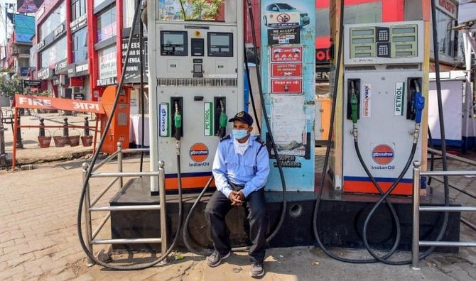 Fuel price: CMs hit back at Modi for tax cuts remark