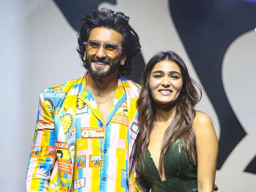 Mumbai: Bollywood actors Ranveer Singh and Shalini Pandey at the trailer launch of their upcoming film 'Jayeshbhai Jordaar', in Mumbai, Tuesday, April 19, 2022. (PTI Photo)(