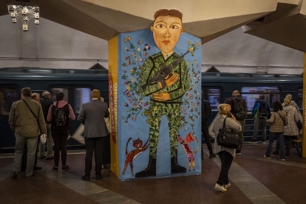 Commuters take the subway in Kharkiv, eastern Ukraine, Tuesday, May 24, 2022. Kharkiv subway resumed service on Tuesday morning after it was closed for more than two months during Russian attempt to capture the city. AP/PTI(