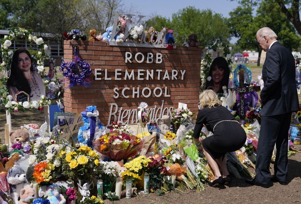 President Joe Biden and first lady Jill Biden visit Robb Elementary School to pay their respects to the victims of the mass shooting, Sunday, May 29, 2022, in Ulvade, Texas. (AP Photo/PTI)(