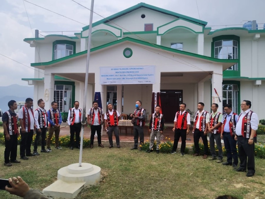 The Ao Senso Telongjem Kiphire District celebrated Moatsü Festival on May 3. The DC Kiphire T Wati Aier hosted the festival at his residence with invitees from all the communities under Kiphire, officers from different department and church leaders. 