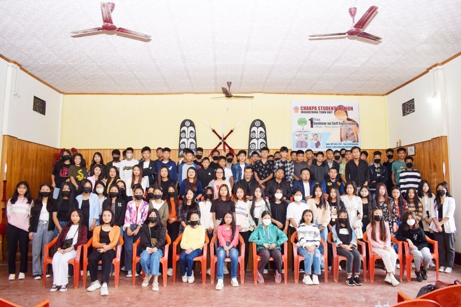 CSUMTU office bearers and participants with others during the seminar organized by Chakpa Students Union Mokokchung Town Unit on June 18. (Morung Photo)