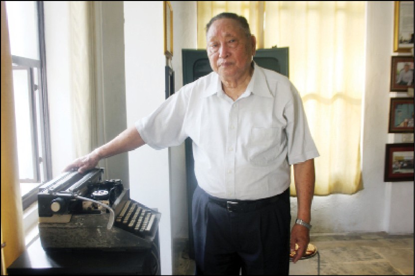 Rev. VK Nuh tells the story of a typewriter from the 1950s at the Naga Archives and Research Centre, Toulazouma – the digitization of documents at the NARC is underway in collaboration with the University of Edinburgh. (Morung Photo)