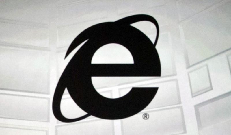 The Microsoft Internet Explorer logo is projected on a screen during a Microsoft Xbox E3 media briefing in Los Angeles. (AP File Photo)