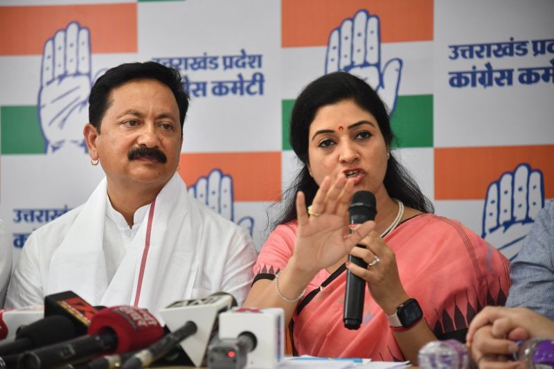 Senior Congress leader Alka Lamba speaks as Uttarakhand Congress President Karan Mahara looks on during a press conference, in Dehradun on June 12, 2022. (PTI Photo)