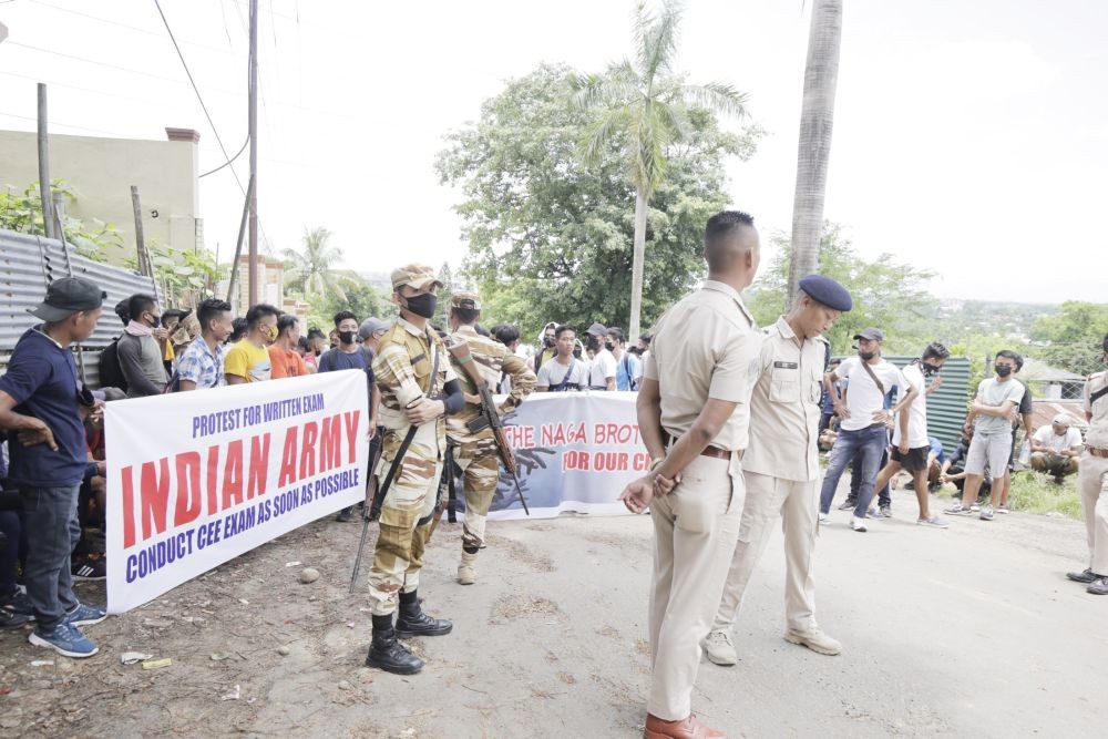 Army aspirants, who cleared the preliminary physical and medical tests in the mass army recruitment in Nagaland, in March 2021, protest outside the Rangapahar Military Station, Dimapur on June 21, demanding the holding of CEE. (Morung Photo)